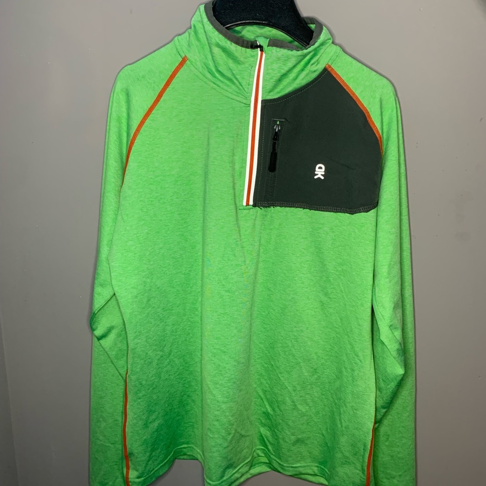 Workout zip up